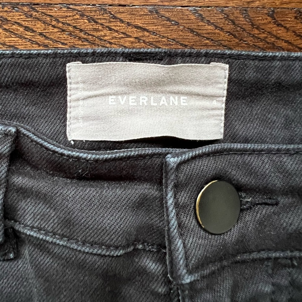 Everlane, The Straight-Leg Crop in Black, Size 4 - Picture 5 of 10